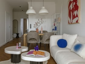 Mieszkanie, na warszawskiej Woli, które czaruje formą i kolorem