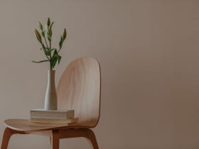 Siedziska z charakterem - jak krzesła budują styl domowej jadalni?