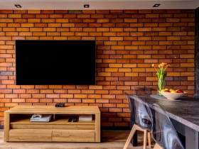 Jak stworzyć efekt ściany z cegły bez dużego remontu?