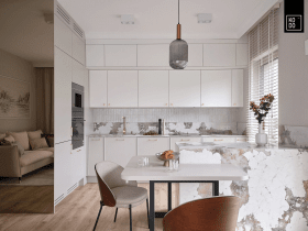 Eleganckie mieszkanie w bieli, beżach i szarości