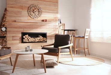 atrapa kominka w salonie