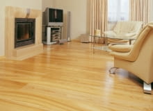 Nowoczesne posadzki, które umożliwiają błyskawiczne wykończenie wnętrz, wcale nie muszą być hałaśliwe. Warunek: podczas wykańczania domu trzeba starannie odizolować elementy, przez które mogą się przenosić uciążliwe dźwięki i drgania. Nowoczesne posadzki, które umożliwiają błyskawiczne wykończenie wnętrz, wcale nie muszą być hałaśliwe. Warunek: podczas wykańczania domu trzeba starannie odizolować elementy, przez które mogą się przenosić uciążliwe dźwięki i drgania.