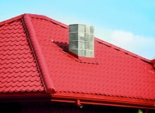 Komin z elementów prefabrykowanych można wykończyć dowolnym materiałem, ważne, by był niepalny i odporny na działanie czynników atmosferycznych komin, elementy prefabrykowane