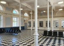 Hol dworca kolejowego w Białymstoku.