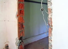 Dodatkowe przejście w piwnicy fot.Grzegorz Otwinowski tel. 0501 259 288 e-mail. fot2@tlen.pl