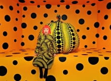 Yayoi Kusama, Kusama with Pumpkin, 2010Installation View: Aichi Triennale 2010Courtesy Ota Fine Arts, Tokyo/ Singapore; Victoria Miro Gallery, London; David Zwirner, New York; og KUSAMA Enterprise Yayoi Kusama