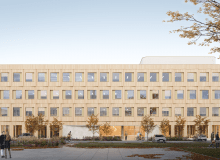 Poleczki Park - pierwszy drewniany biurowiec w Warszawie. Proj. AMBIENT