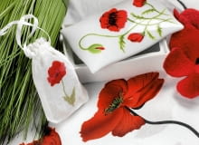 2011.09.15 , DEKORACJE , MAKI , STYLIZACJA JOANNA PLACHECKA , CZTERY KATY FOT. AGATA JAKUBOWSKA / AGENCJA GAZETA SLOWA KLUCZOWE: WNETRZA