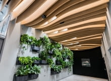 Biurowiec Adgar Wave w Warszawie. Lobby. Biurowiec Adgar Wave w Warszawie. Recepcja.