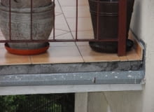 Duże znaczenie dla trwałości płytek na zewnątrz ma właściwe wykonanie leżacych niżej warstw izolacja balkonu