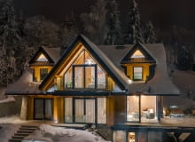 Kościelisko, Salamandra Chalet, projekt Domy Drewniane Drewnex, użyte systemy Aluprof - drzwi balkonowe MB-77HS, fasada MB-SR50N, okna MB-86 Kościelisko, Salamandra Chalet, projekt Domy Drewniane Drewnex, użyte systemy Aluprof - drzwi balkonowe MB-77HS, fasada MB-SR50N, okna MB-86