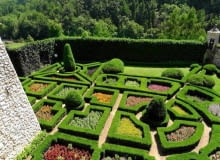 Kwaterowe ogrody renesansowe zrekonstruowane według projektu prof. Gerarda Ciołka w latach 50-tych XXw. Kwaterowe ogrody renesansowe zrekonstruowane według projektu prof. Gerarda Ciołka w latach 50-tych XXw.