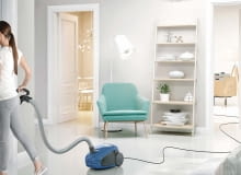 Odkurzacz workowy USALLER58, klasa reemisji kurzu A, skuteczność odkurzania podłóg twardych - A, dywanów - C, 999 zł, Electrolux