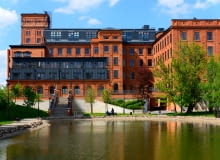 Lofty Scheiblera w Łodzi (kiedyś Fabryka Scheiblera) Industrializacja w Polsce