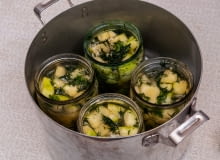 Pasteryzacja słoików w garnku