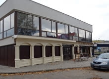 - Jakie to ładne - zachwycała się ręcznie robionymi kolumienkami jedna z mieszkanek, przechodząc obok dawnego Pałacu Ślubów w Sosnowcu. W tym samym czasie projektanci oryginału zapewne przewracali się w grobie - Jakie to ładne - zachwycała się ręcznie robionymi kolumienkami jedna z mieszkanek, przechodząc obok dawnego Pałacu Ślubów w Sosnowcu. W tym samym czasie projektanci oryginału zapewne przewracali się w grobie