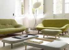 Wcielenie komfortu. Taki właśnie cel przyświecał projektantowi przy tworzeniu sofy Cosse dla marki Ligne Roset. Głębokie, miękkie siedziska, obła forma - wszystkie cechy tego mebla kojarzą się z wypoczynkiem. galeria-wnetrza.pl Wcielenie komfortu. Taki właśnie cel przyświecał projektantowi przy tworzeniu sofy Cosse dla marki Ligne Roset. Głębokie, miękkie siedziska, obła forma - wszystkie cechy tego mebla kojarzą się z wypoczynkiem. galeria-wnetrza.pl