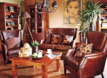 Meble. Popularne w Europie sprzęty: stoły, krzesła, biurka, sekretarzyki, komody itd., wyrabiane ręcznie i kunsztownie zdobione. 17.03.2009 WARSZAWA