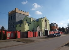 Kolorowa zabudowa Rybna (woj. warmińsko-mazurskie) Kolorowa zabudowa Rybna (woj. warmińsko-mazurskie)