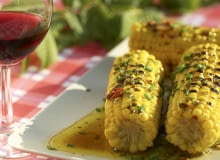 15.05.2006 WARSZAWA , SESJA JEDZENIE , GRILL W OGRODZIE