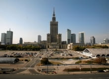 Pałac Kultury i Nauki w Warszawie 28.09.2009 WARSZAWA , PANORAMA MIASTA NA PLAC DEFILAD , OD LEWEJ ELEKTRIM , MARRIOTT , PALAC KULTURY I NAUKI ( PKIN ) , HOTEL INTERCONTINENTAL , WARSZAWSKIE CENTRUM FINANSOWE , RONDO 1 , BIUROWIEC TP SA . FOT. BARTOSZ BOBKOWSKI / AGENCJA