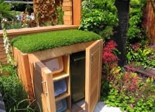 Szafka śmietnik z zielonym dachem i funkcją segregacji odpadów y21.05.2008 LONDYN CHELSEA FLOWER 2008 WYSTAWA OGRODOWDLA CZASOPISMA OGRODYFOT. ARKADIUSZ SCICHOCKI / AGENCJA GAZETA