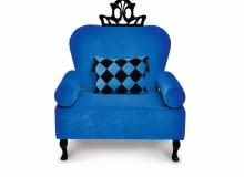 <B>Mamy sposób na jesienna chandrę: przedmioty inspirowane barwnym cyrkowym światem. Kolorowe i radosne, nie wpuszczą do domu smuteczków przychodzącym wraz z tą porą roku</B>.<BR /> Fotel, obicie z tkaniny - 1950 zł, Happy Barok. <B>Mamy sposób na jesienna chandrę: przedmioty inspirowane barwnym cyrkowym światem. Kolorowe i radosne, nie wpuszczą do domu smuteczków przychodzącym wraz z tą porą roku</B>.<BR /> Fotel, obicie z tkaniny - 1950 zł, Happy Barok.