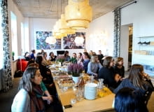 Do dyspozycji gości są dwa poziomy, jeden dla ośmiu a drugi dla szesnastu osób.