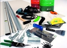 System do zabudowy poddasza składa się z kilku elementów, między innymi z profili, wieszaków, uchwytów, wkrętów zabudowa poddasza