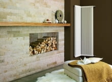 Producenci mają w swojej ofercie także wiele różnych nietypowych grzejników - mogą się one różnić materiałem, kształtem (narożny jak na zdjęciu) i kolorem grzejnik narożny
