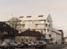 Dom Uniwersalny w Otwocku. Proj. MFRMGR Architekci