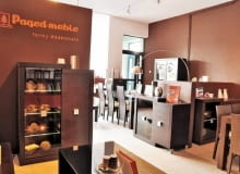 Od 2006 roku firma Paged Meble jest również właścicielem marki Woodways - w salonie są wyeksponowane wyroby obu marek.