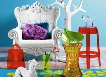 <B>Za co designerzy kochają plastik? Przede wszystkim za to, że pozwala nadawać przedmiotom nawet najbardziej fantazyjne formy. A że wyobraźni twórcom nie brakuje, powstają z niego zaskakujące dzieła.</B> <BR />MEBLE: fotel - 2999 zł, taboret - 300 zł, D2; stołek barowy - 700 zł, Cube; DODATKI: wieszak - 2049 zł, Scandinavian Living; chwost - 65 zł, Fantazje Okienne; poszewki na poduszki - 47,70 zł/szt., figurka psa - 251,90 zł, sztuczne tulipany - 22 zł, Eurofirany; pucharki - 15 zł/szt., home&you; misa - 149 zł, Q Forma; gazetownik (torba) - 150 zł, D2; wazon - 259 zł/4 szt., BoConcept; dywan (w kwiaty) - 249 zł, Scandinavian Living, wykładzina elastyczna (w kółka), własność stylistki; NA ŚCIANIE: farba H3 60 - 37 zł/l, Tikkurila. 21.03.2012 , CZTERY KATY , WNETRZA , DEKORACJE , TEMAT TWORZYWO SZTUCZNE , STYLIZACJA JOANNA PLACHECKA . FOT. AGATA JAKUBOWSKA / AGENCJA GAZETA SLOWA KLUCZOWE: WNETRZA DEKORACJE