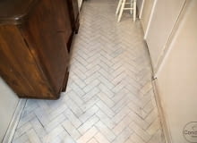 Biała podłoga w przedpokoju, podłogi, malowanie podłogi na biało