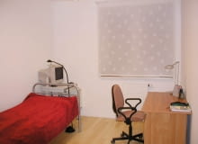 13.02.2006 WARSZAWA , SESJA WNETRZE , METAMORFOZA PO ZMIANACH , POKOJ SYPIALNIA NA ZDJECIU STYLIZACJA JOANNA SZACHOWSKA DLA CZASOPISMA CZTERY KATY FOT. ARKADIUSZ SCICHOCKI / AGENCJA GAZETA PUBLIKACJA CZTERY KATY NR 4 (174) - 4.2006 SLOWA KLUCZOWE: WNETRZA MEBLE ZDJĘCIE DO WKŁADKI: PUBLIKACJA CZTERY KATY NR 4 (174) - CZASOPISMA