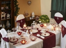 18.10.2012 , WNETRZA , SWIATECZNY STOL WIGILIJNY , SESJA DLA : CZTERY KATY , STYLIZACJA BEATA DRZEWOSOWSKA . FOT. MICHAL MUTOR SLOWA KLUCZOWE: WNETRZA DEKORACJE