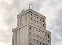 Prudential w Warszawie, konstrukcja opracowana przez inżyniera Stefana Bryłę. Wysokościwiec przed wojną stanowił drugi co do wysokości w Europie, a pierwszy w Polsce tak wysoki budynek.