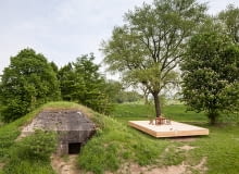 dom w bunkrze, dom w ciekawym miejscu, domy, wakacyjny dom