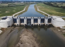 Główna tama zbiornika Racibórz Dolny Główna tama zbiornika Racibórz Dolny