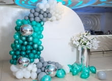 Jak zrobić girlandę z balonów?