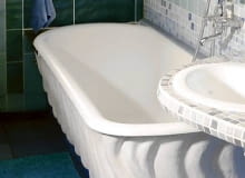 Materiały i narzędzia: szpachelka, szczotka druciana, nożyk uniwersalny, flamaster, pędzel, styropian, papier ścierny, pianka montażowa, zaprawa klejowa do płytek ceramicznych, tynk strukturalny, farba akrylowa 15.01.2008 WARSZAWA