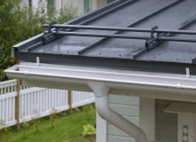 50 - na tyle lat szacuje się żywotność systemów wykonanych ze stali powlekanej, podobnie jak tych z tworzywa PVC rynny, systemy rynnowe, orynnowanie