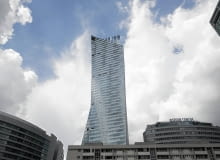 09.06.2013 Warszawa . wysokosciowiec Zlota 44 - " Zagiel " projektu Daniela Liebeskinda . Fot. Agata Grzybowska / Agencja Gazeta SLOWA KLUCZOWE: zlota 44 budynek Liebeskind biurowiec wiezowiec drapacz chmur centrum Warszawy wysokosciowce Warszawskie widok /FR/