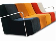 <B>W sklepach pojawiły się meble, naczynia i dodatki, które można składać jak puzzle, decydując o ich wielkości, a czasem i kształcie. Zachęcamy do ich kupienia, bo takie przedmioty zwykle łączą funkcję praktyczną z intrygującym designem.</B> <BR />Kanapa modułowa, obicie z tkaniny - 8214 zł, Mesmetric. <B>W sklepach pojawiły się meble, naczynia i dodatki, które można składać jak puzzle, decydując o ich wielkości, a czasem i kształcie. Zachęcamy do ich kupienia, bo takie przedmioty zwykle łączą funkcję praktyczną z intrygującym designem.</B> <BR />Kanapa modułowa, obicie z tkaniny - 8214 zł, Mesmetric.