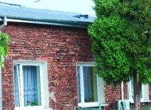 Do impregnacji starych murów z cegły należy uzywać przeznaczonych do tego preparatów cegła, elewacja