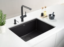 Franke zlewozmywak Maris kolor czarny mat  z czarnymi detalami. Franke zlewozmywak Maris kolor czarny mat  z czarnymi detalami.