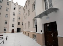 13.01.2017 Warszawa. Zrewitalizowana przez miasto kamiennica Targowa 40 i jej wnetrza . Kamiennica i oficyna przeznaczona na mieszkania socjalne i komunalne . Fot . Kuba Atys / Agencja Gazeta SLOWA KLUCZOWE: budowy inwestycje praga