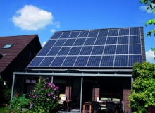 Panele osiągną wysoką sprawność, gdy ułożymy je na południowej połaci dachu Panele osiągną wysoką sprawność, gdy ułożymy je na południowej połaci dachu