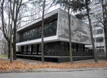 19.11.2011 WARSZAWA , NOWY BAR ' SYRENI SPIEW ' NA POWISLU W DAWNEJ KAWIARNI W SIEDZIBIE PARTII NA ULICY ROZBRAT . FOT. ALBERT ZAWADA / AGENCJA GAZETA