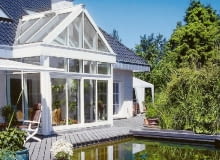 STAW KAPIELOWY JEZIORKO WODA STAW ZBIORNIK WODNY OCZKO WODNE DREWNIANY DECK PODEST OGROD ZIMOWY ORANZERIA RYS. MARCIN GASIOROWSKI PUBLIKACJA OGRODY NR 6 (62) - 6.2004 PUBLIKACJA OGRODY NR 1 (81) - 1.2006